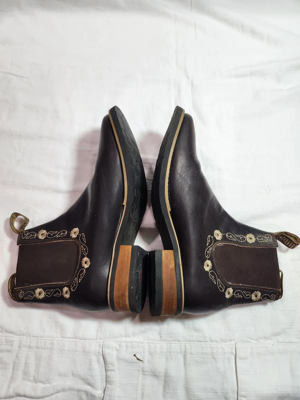 El Agavero Leather Floral Embroidered Boots 7